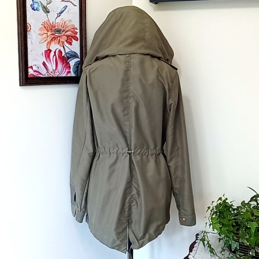 Revamped Olive Green Lightweight Cargo Jacket - Picture 3 of 9